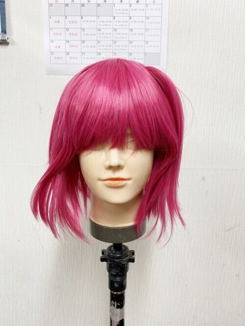 メーカー不明 ボブ ショッキングピンク