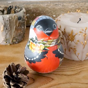 スベトラーナ・ニコライバ作　ベル　鳥