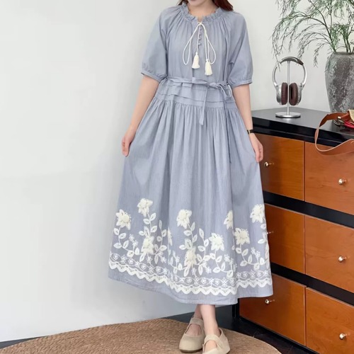裾フラワー刺繍ギャザーロングワンピ ・11930
