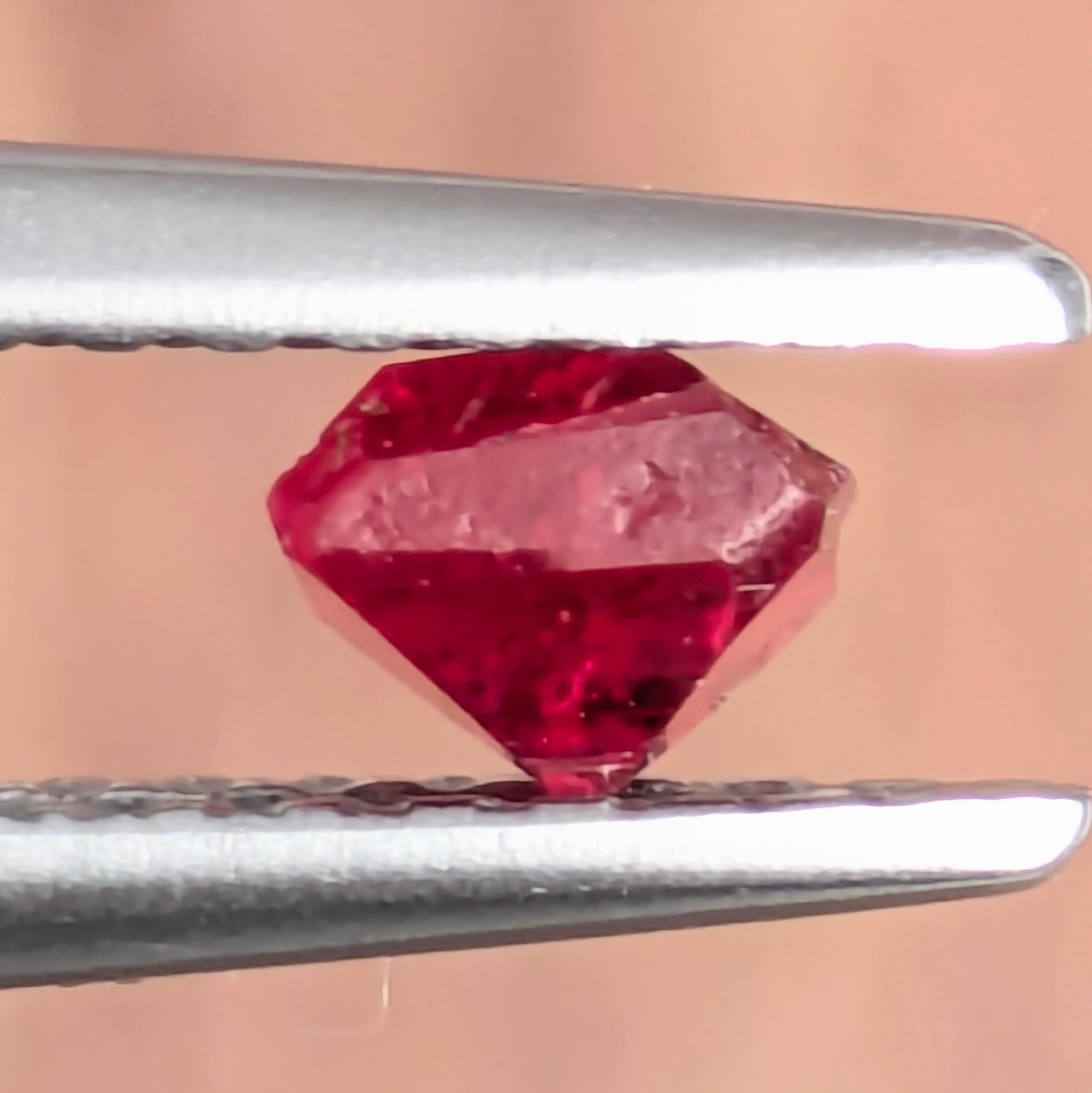 レッドスピネル ミャンマー・モゴック産【0.32ct】PRO208103 | Gem's