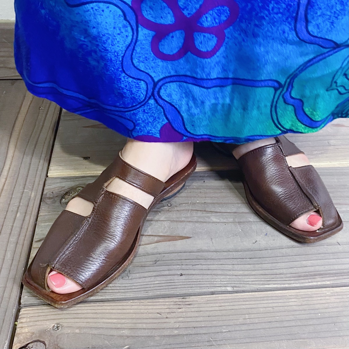 CYDWOQ” brown designed sandals | LEMON