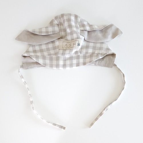 ASH generation - rabbit bonnet / white gingham