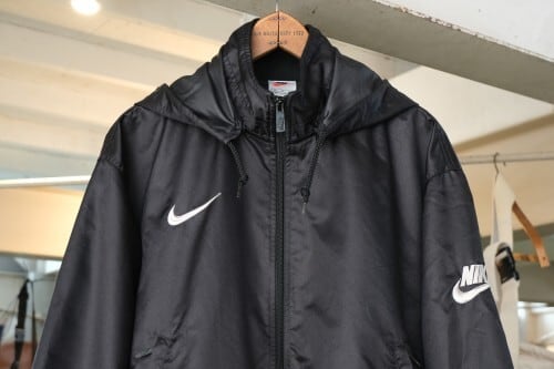 90's NIKE zip up nylon Jacket w/ adjustable hood | GARYO