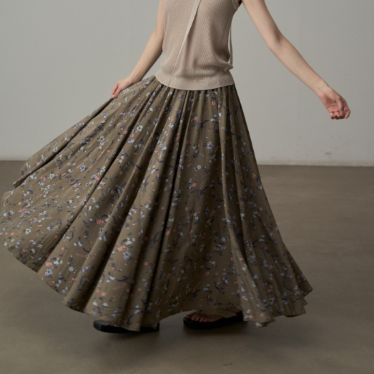 Passé Floral Skirt F0526