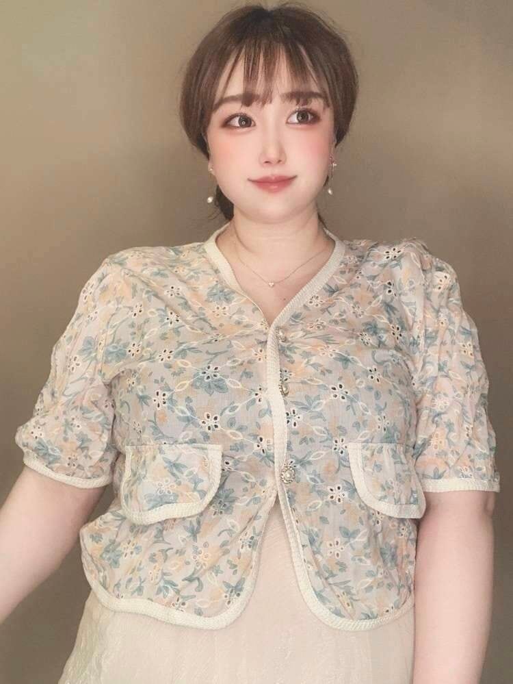 フラップ付きVネックカーディガン フォーマルコーデ 花柄 半袖 人気 低身長 大きいサイズ 韓国 CH4342