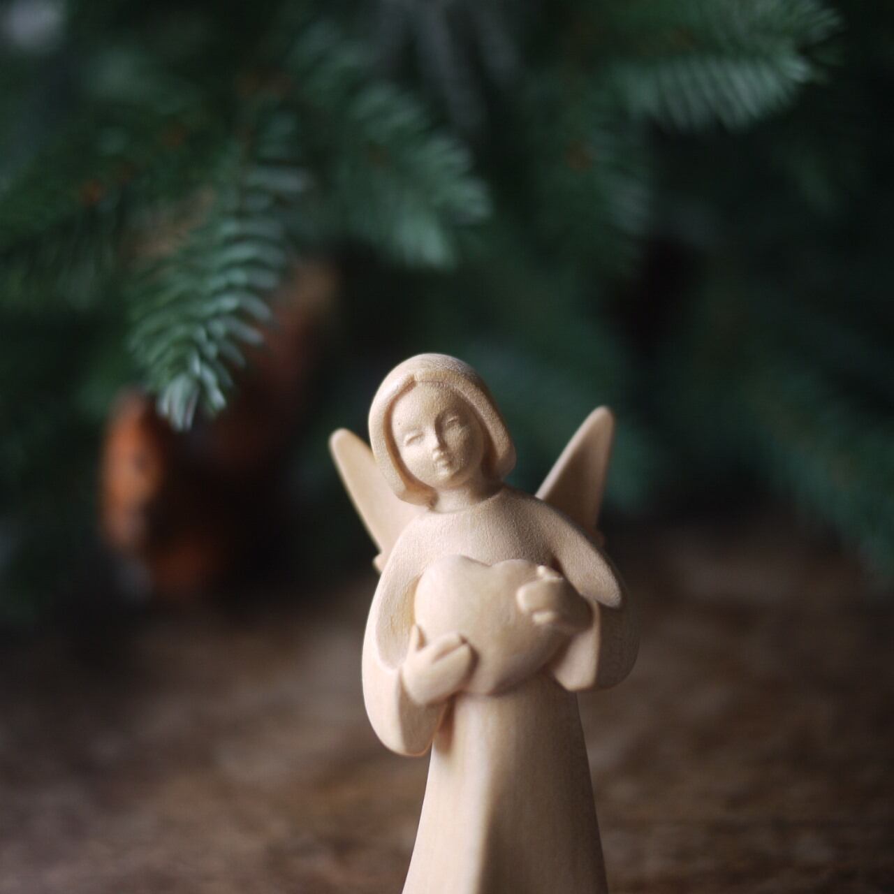 木彫の天使像 メープル白木 バートテルツ 南ドイツ