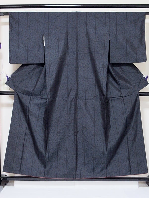 大島紬(横双)アンサンブル 使用感なし 正絹 麻型 155cm前後の方【美品】 | kimonoアン powered by BASE