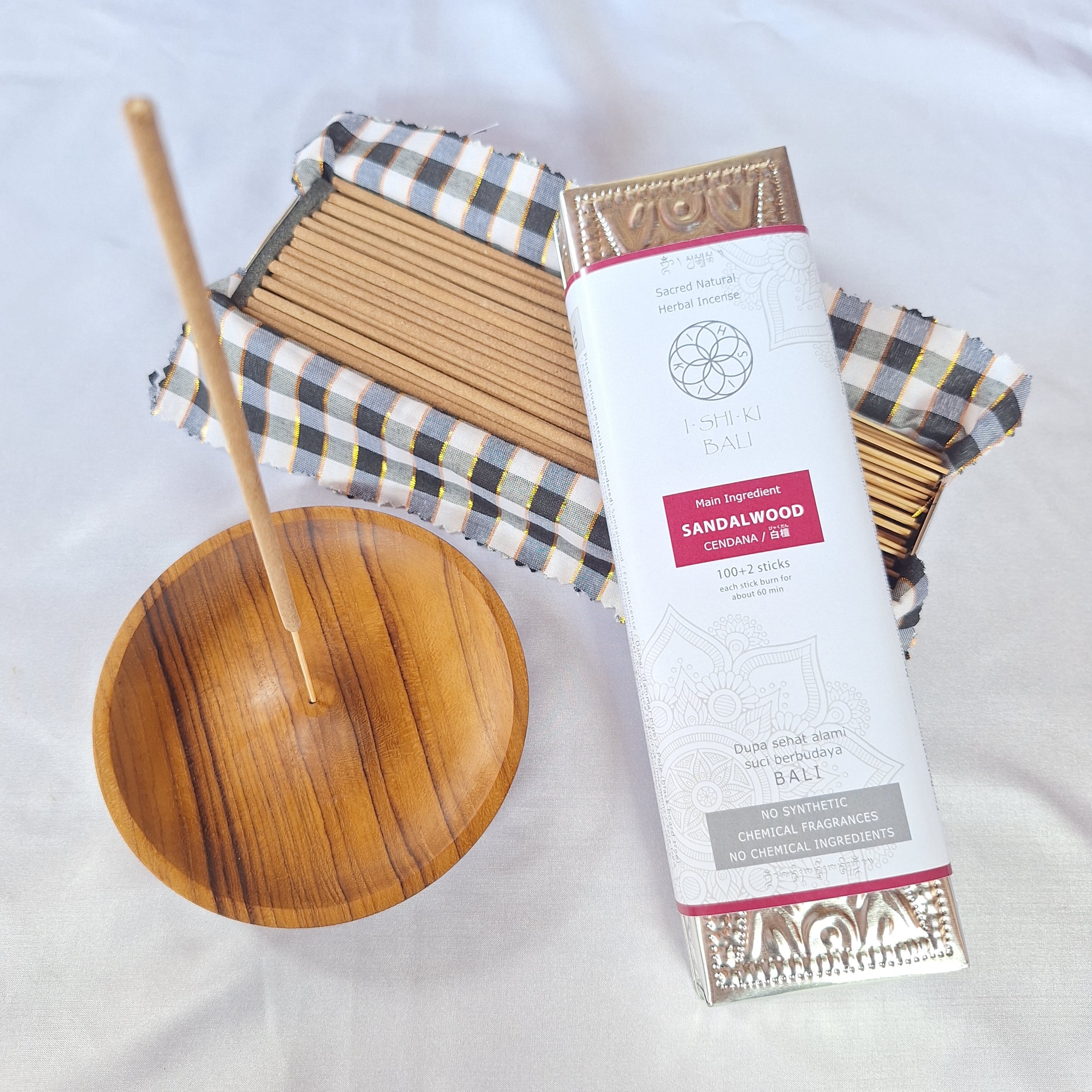 サンダルウッド/白檀】のお香 102本入 | 完全天然100% バリ島発 独自