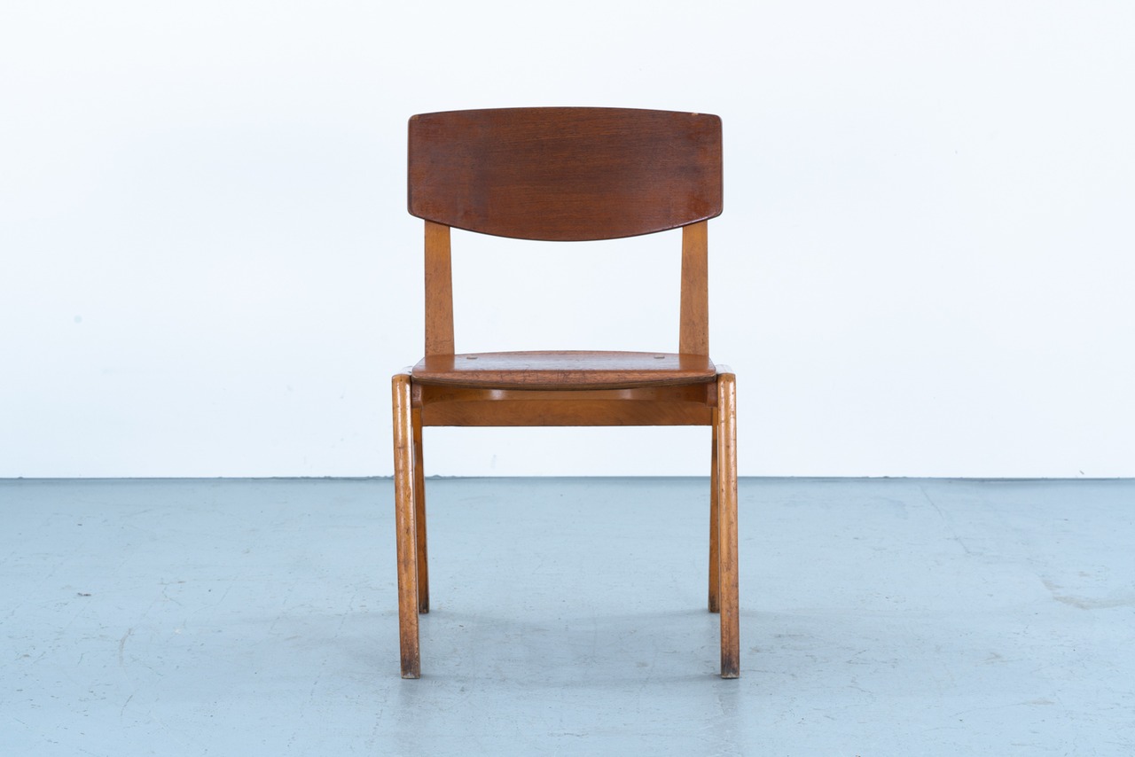 Fritz Hansen | Stacking School Chair
