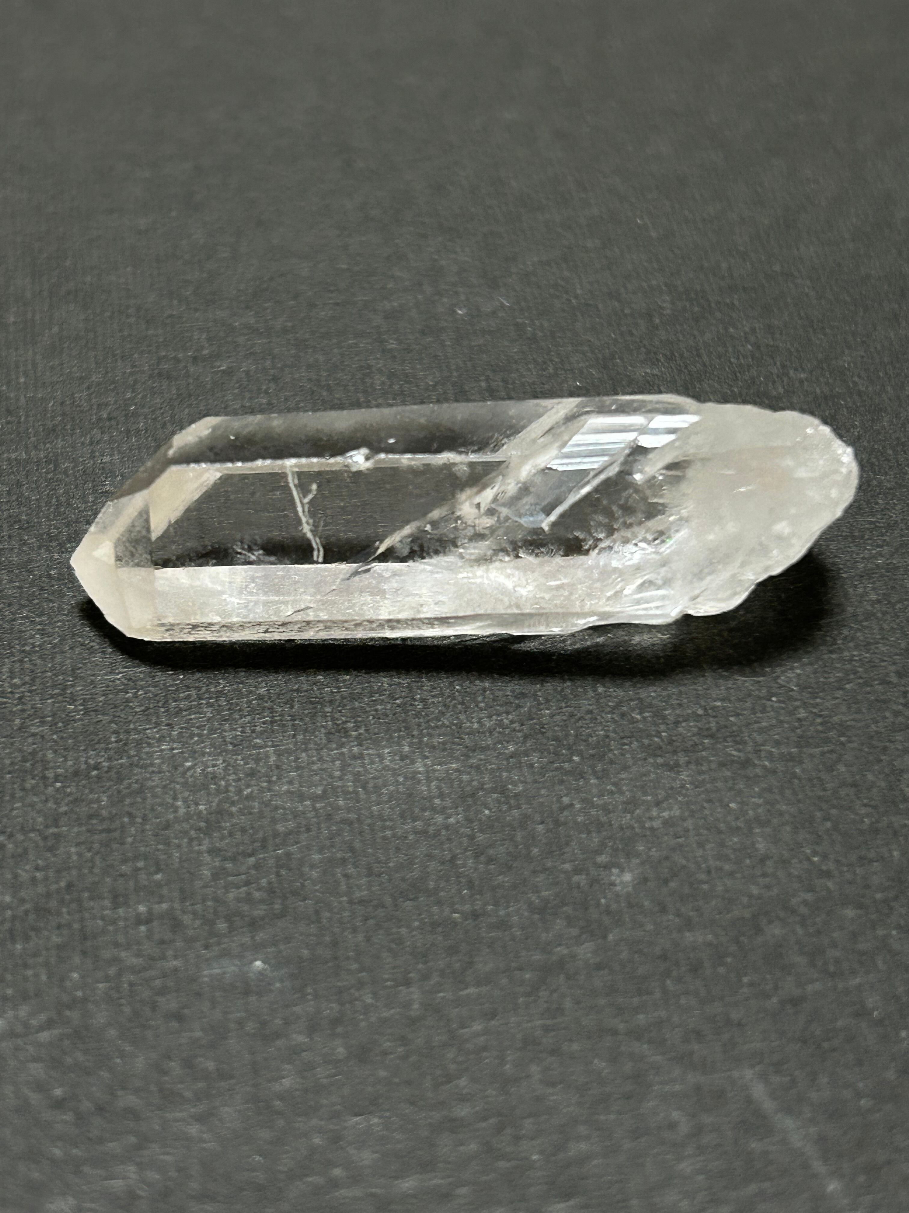 ピンク水晶 約9g | 天然石•パワーストーンのクリスタルドリーム