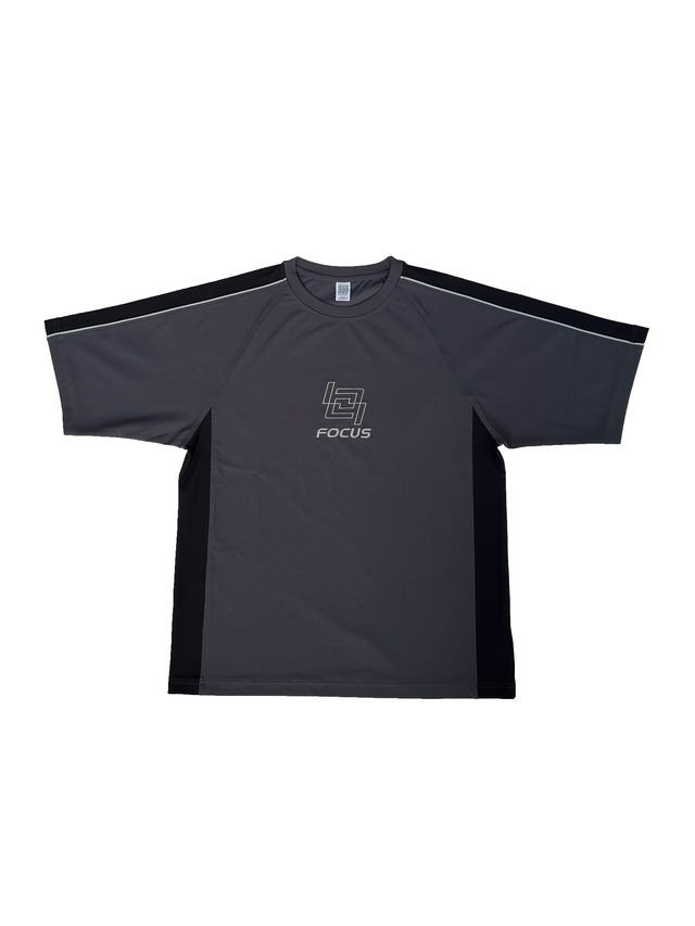 COMFORTABLE REASON / SIFT THE FOCUS MESH TEE - CHARCOAL