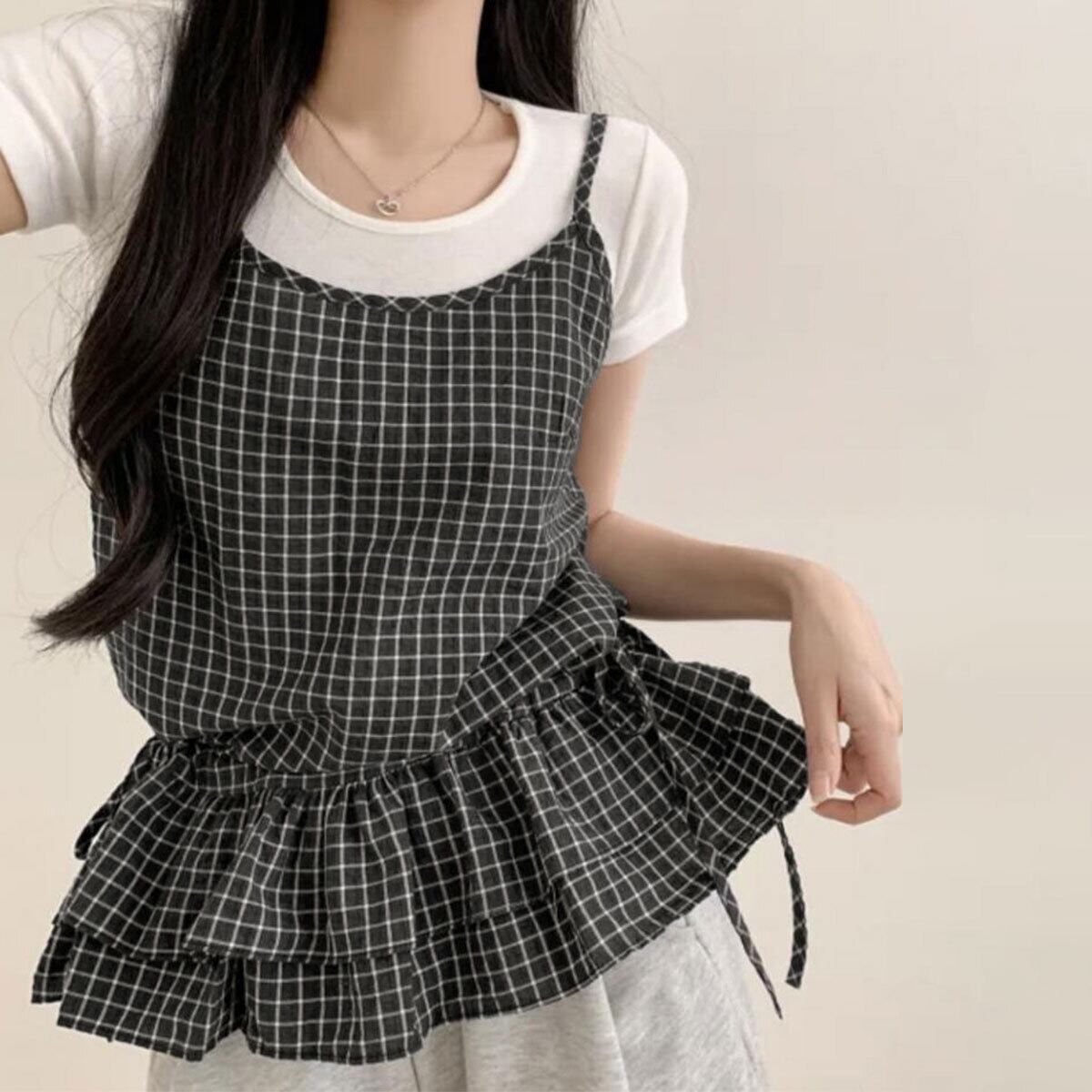ペプラム キャミソール チェック柄 フリル レディース 春夏 韓国 ティアード ビスチェ きれいめ 大人 かわいい フェミニン ガーリー サイドリボン レイヤード 重ね着 ギャザーフリル 大人可愛い 大人女子