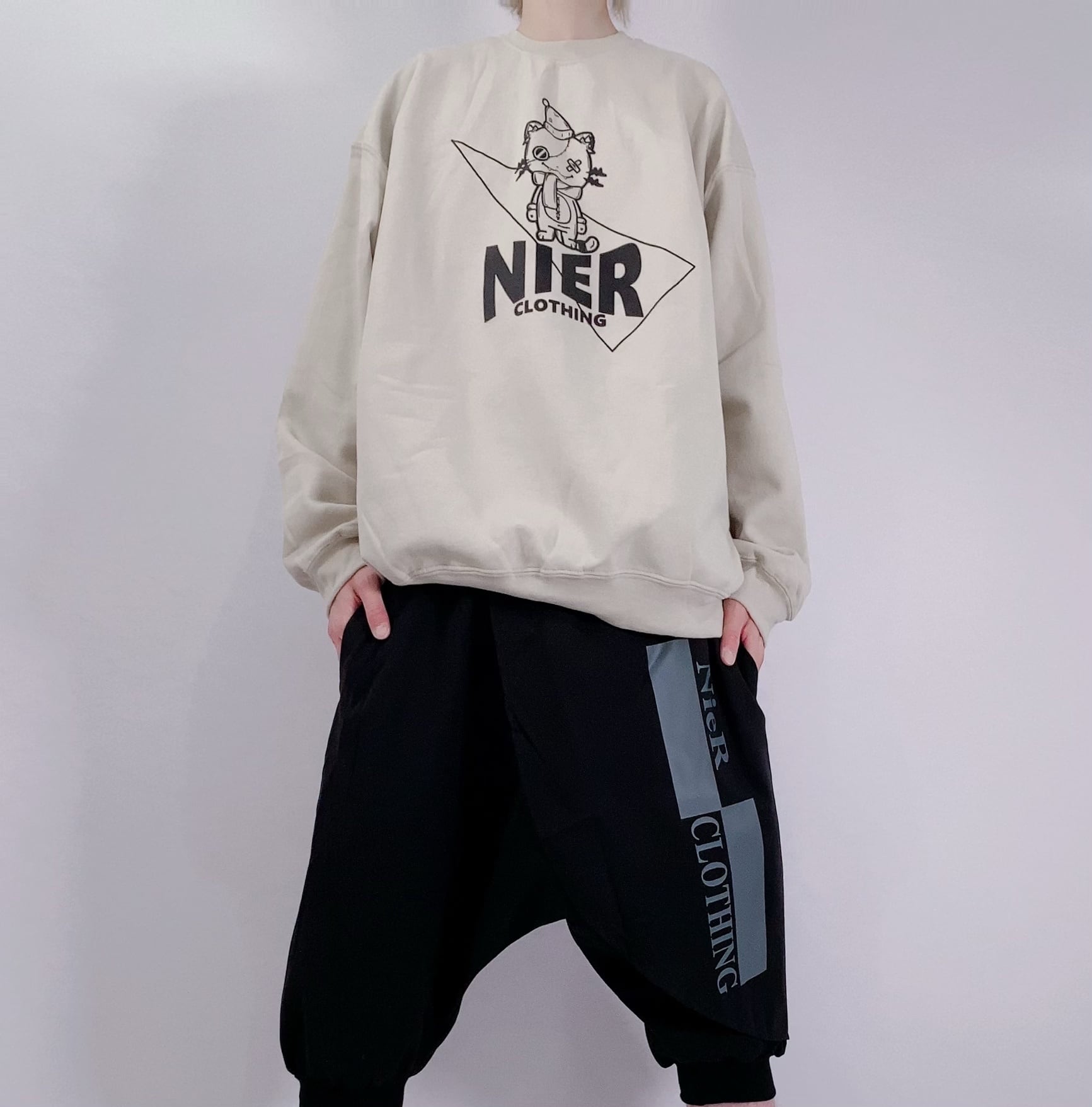 www.haoming.jp - NIER CLOTHING オーバーサイズ トレーナー 価格比較