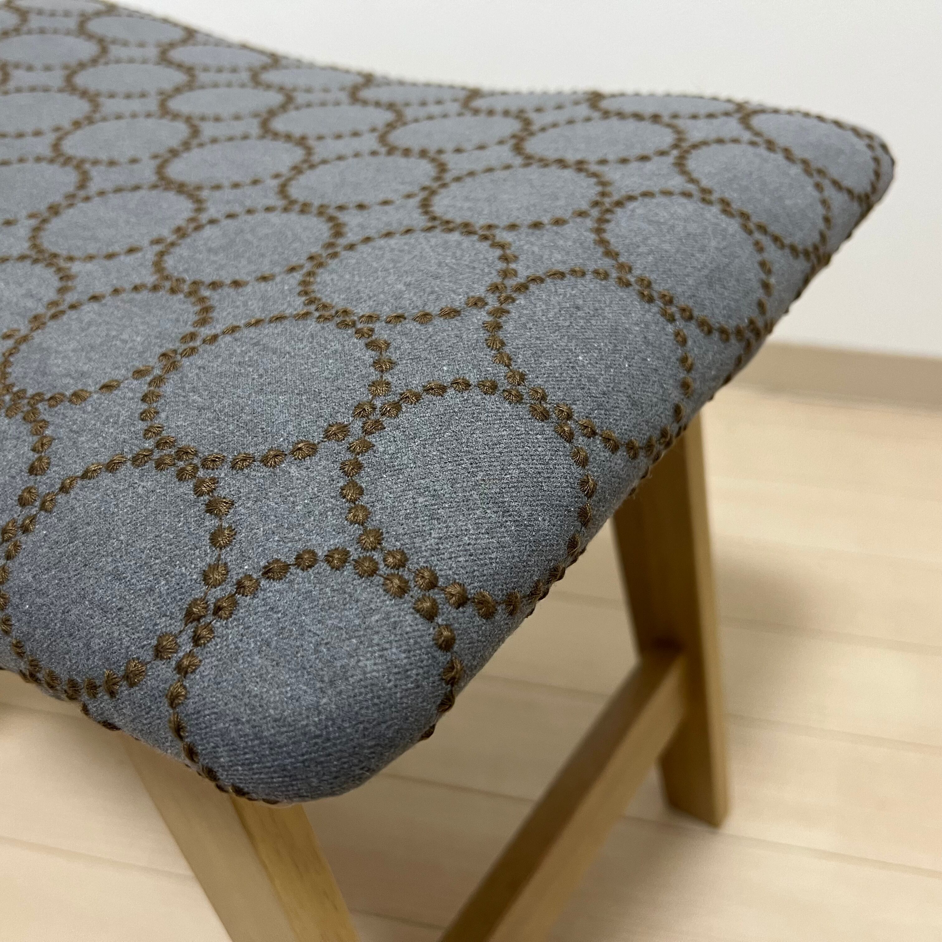 ミナペルホネン dop タンバリン l4 スクエア スツール【ライト