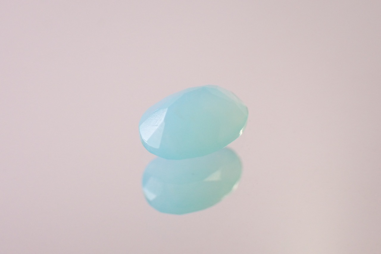 ブルーオパール　0.70ct　[D3-236]