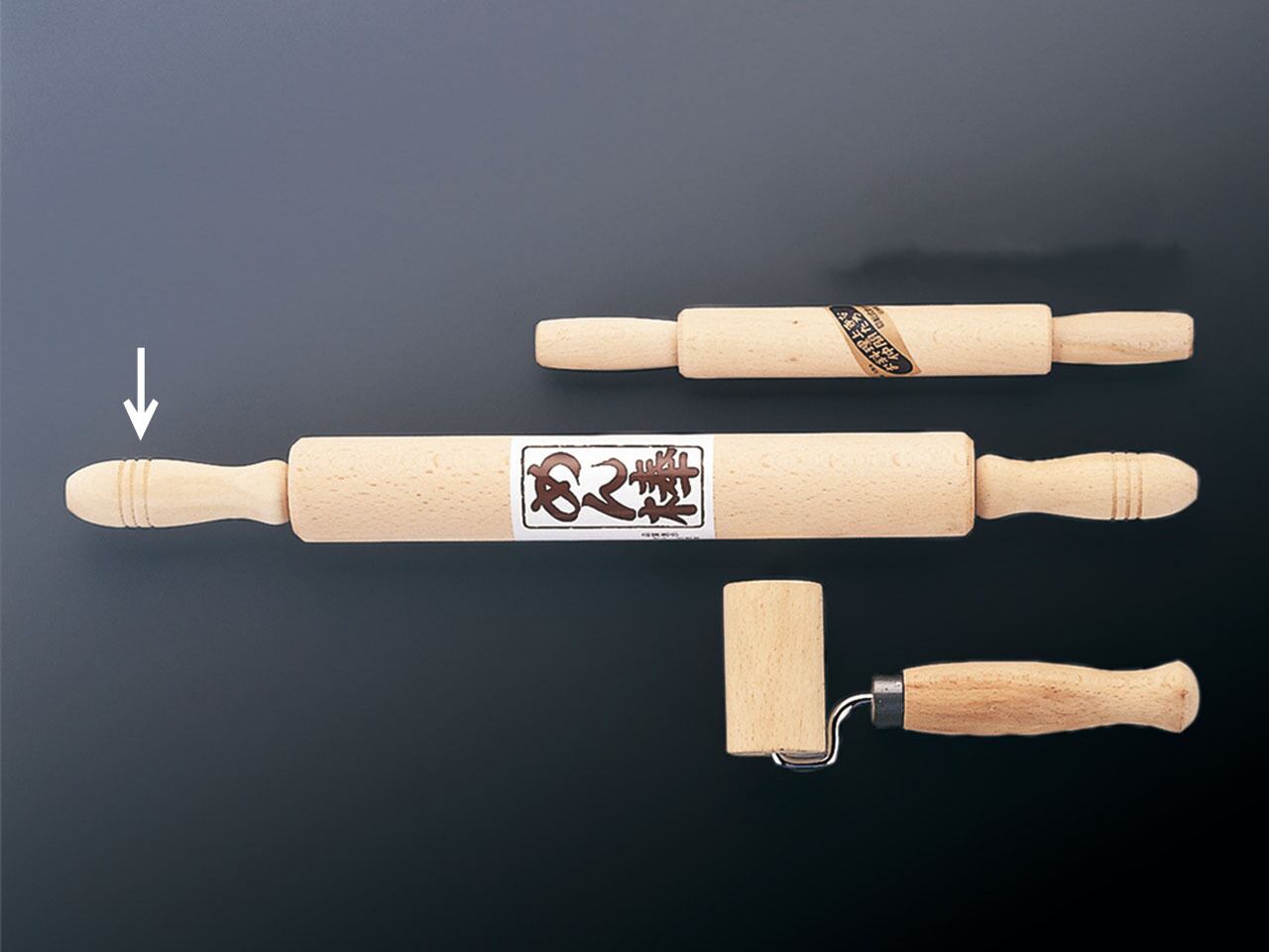 遠藤商事 めん棒 木目 90cm 業務用 そば麺棒 AMV16090 遠藤商事 めん棒 木目 90cm 業務用 そば麺棒 AMV16090