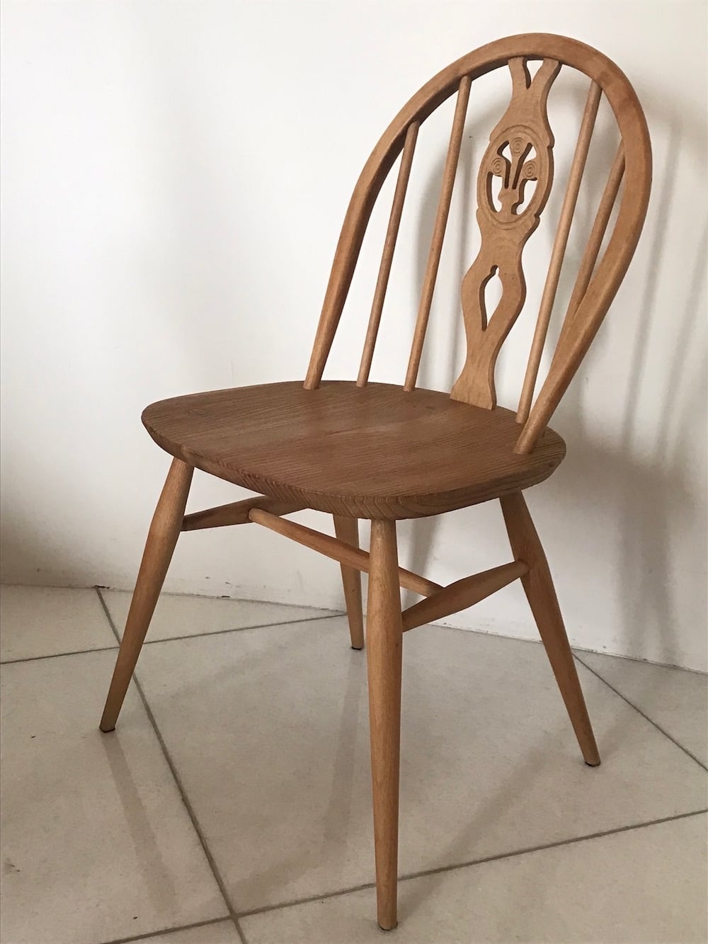ERCOL(アーコール)リメイクスツール | 北欧.Style+1 ANTIKAと ERCOL(アーコール)リメイクスツール | 北欧.Style+1 ANTIKAと