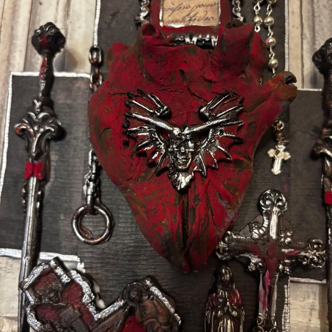 1点限定作品】悪魔撲殺聖なる十字架 オブジェ | VIRTU MORE