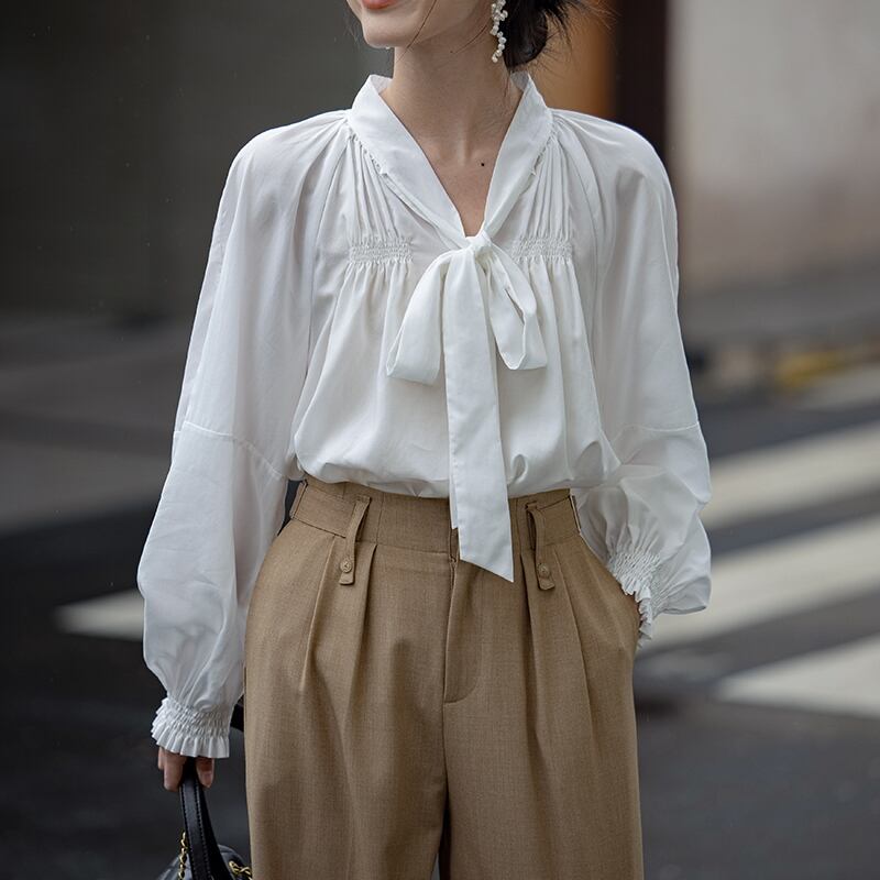 puff sleeve pleated bowtie blouse 100379