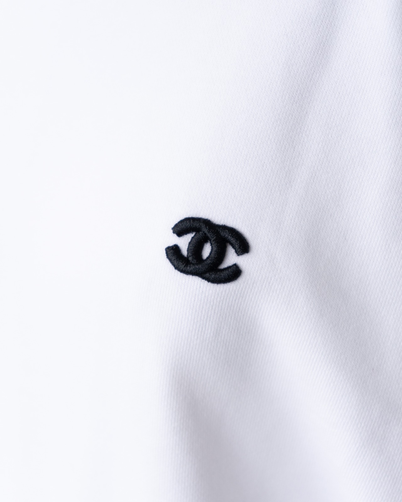 〈CHANEL〉Uniform Sweatshirt U03691 K09374