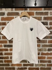 【PLAY COMME des GARCONS】T802 メタルストーンエンブレムTEE