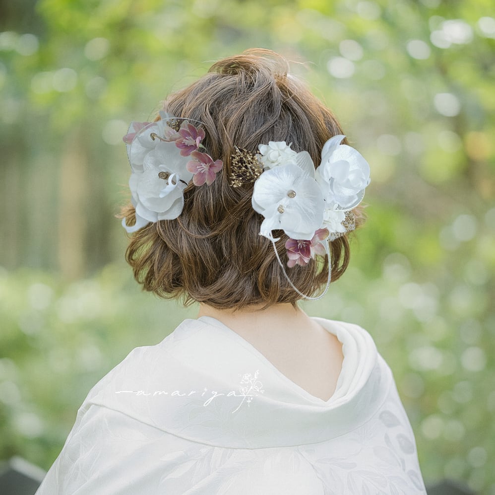 髪飾り 豪華5輪のベルベット胡蝶蘭と桜