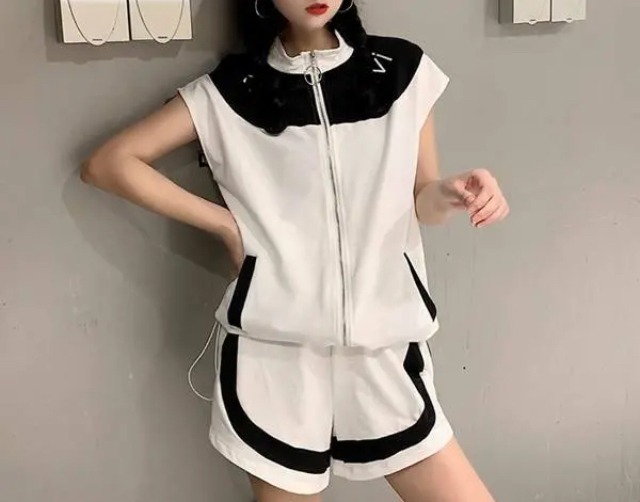 セットアップ 上下セット オルチャンファッション ツーピース タンクトップ ノースリーブ  ショートパンツ ミニ  韓国ファッション ストリート かわいい 2019 夏