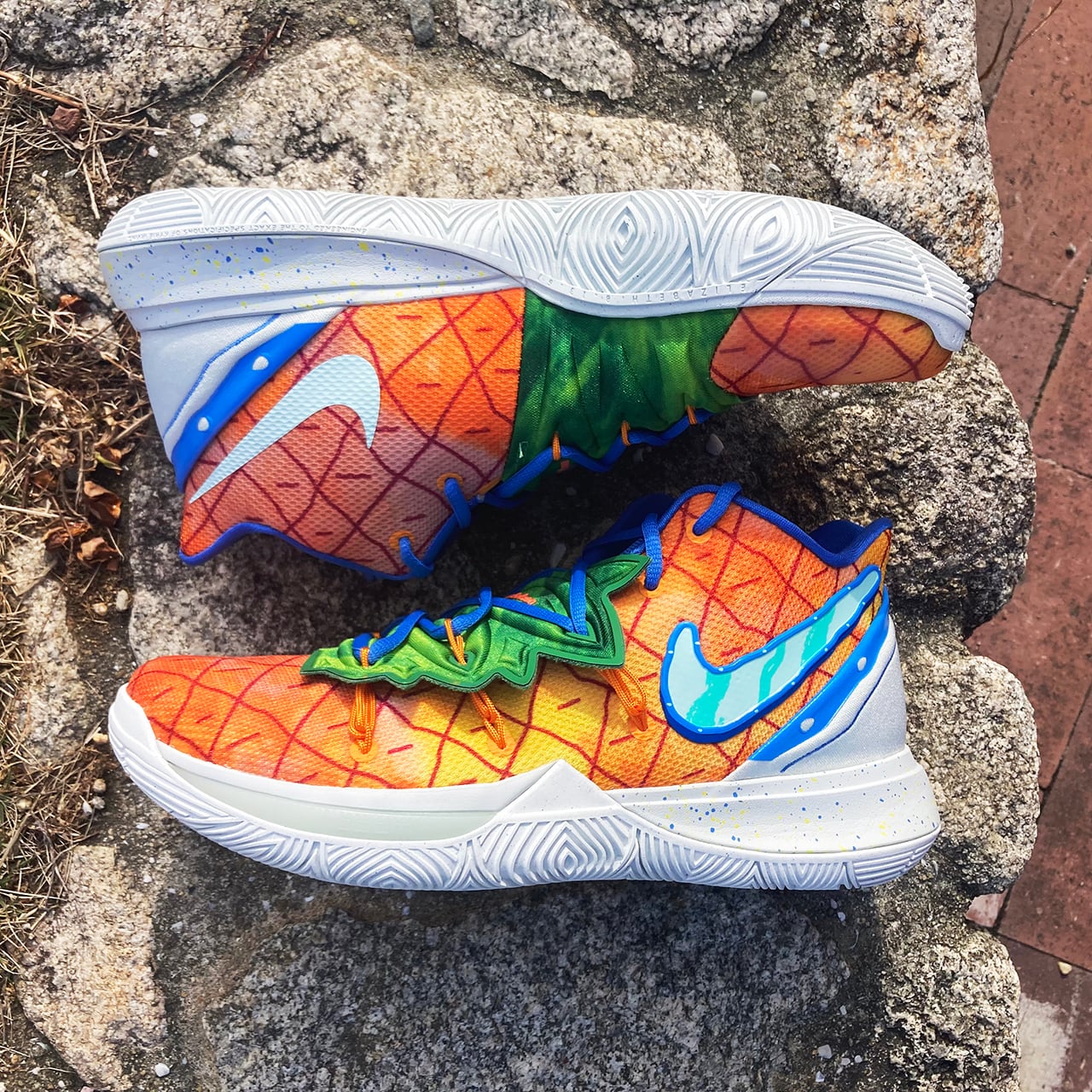 Nike Kyrie 5 SBSP EP ”Pineapple House” ナイキ カイリー5 スポンジボブ パイナップルハウス CJ6950-800