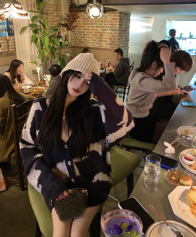 パターンニットセーター カーディガンジャケット アウタートップス オータム 秋物 ウィンター 冬物 ブラックストロベリース21058063578