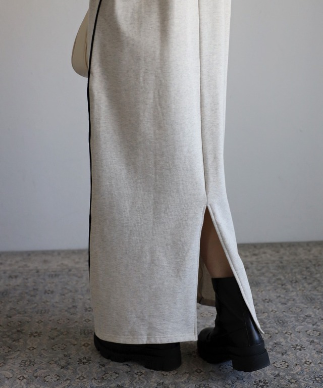 配色パイピングスウェットワンピース