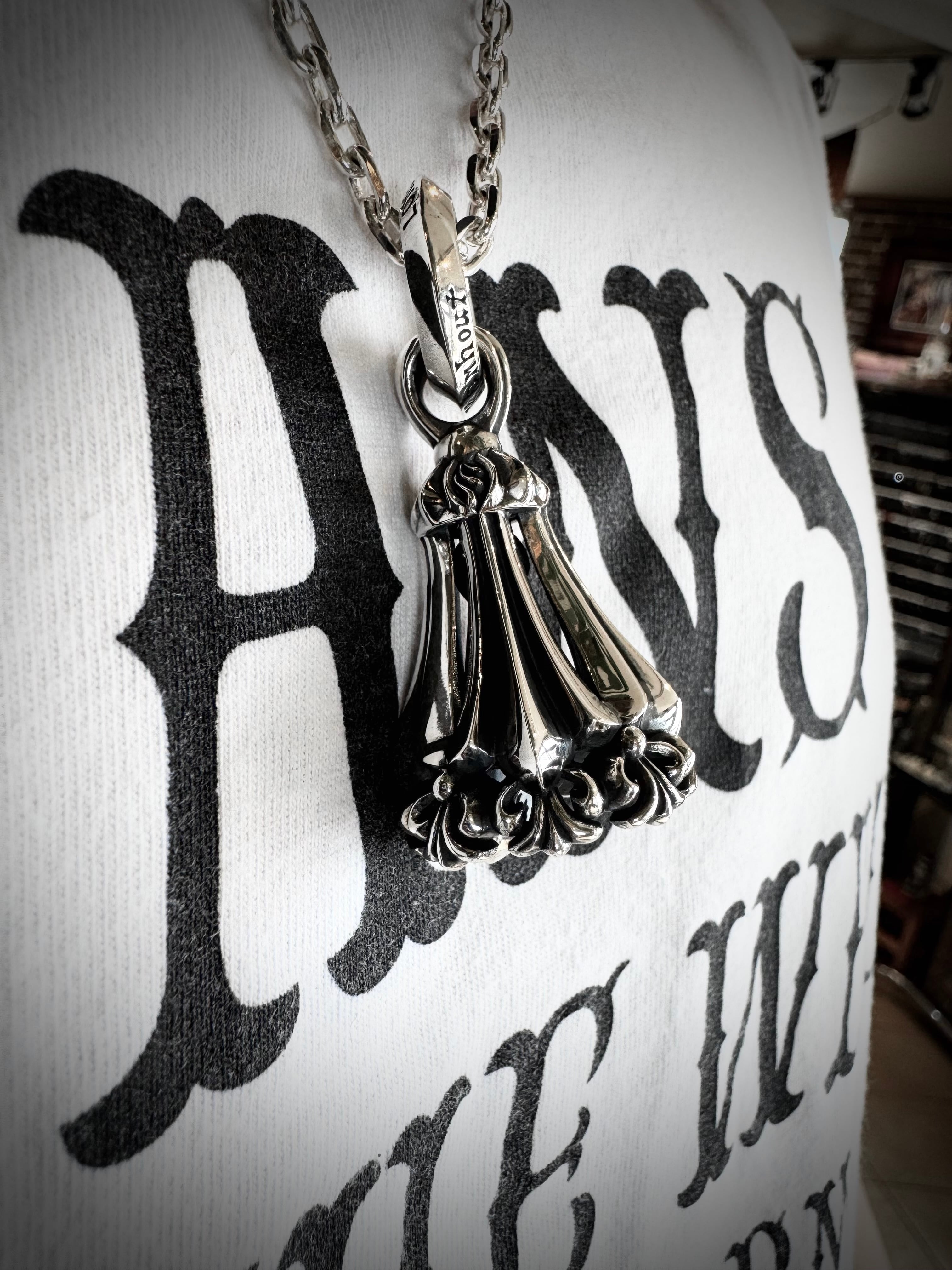 LONEONES Chrome Bell-Medium クロムベルペンダントM | Gift Rover