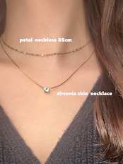 Zirconia skin necklace