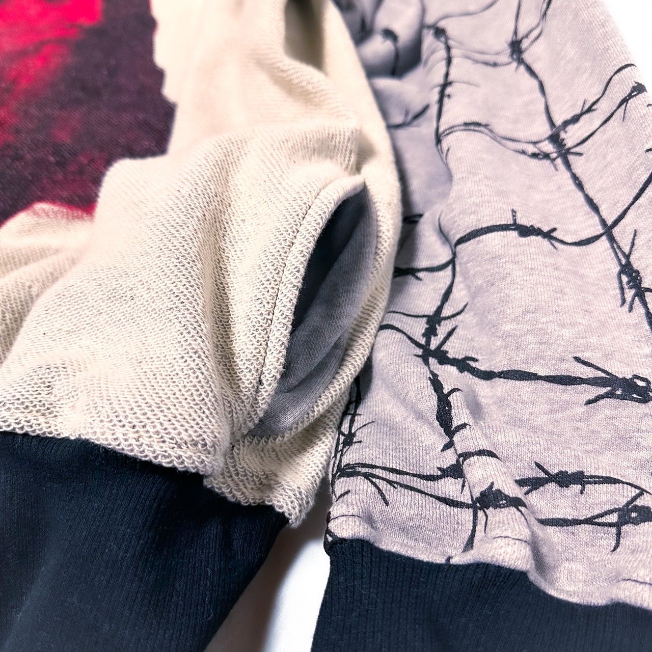 UNFINISHED 有刺鉄線トレーナー24120