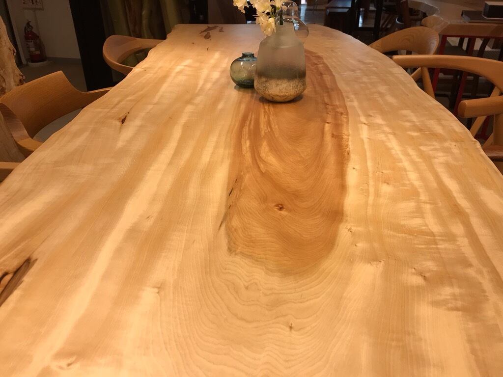 栃（トチ）_2100×700-800-680×55_横浜元町店_テーブル天板/一枚板