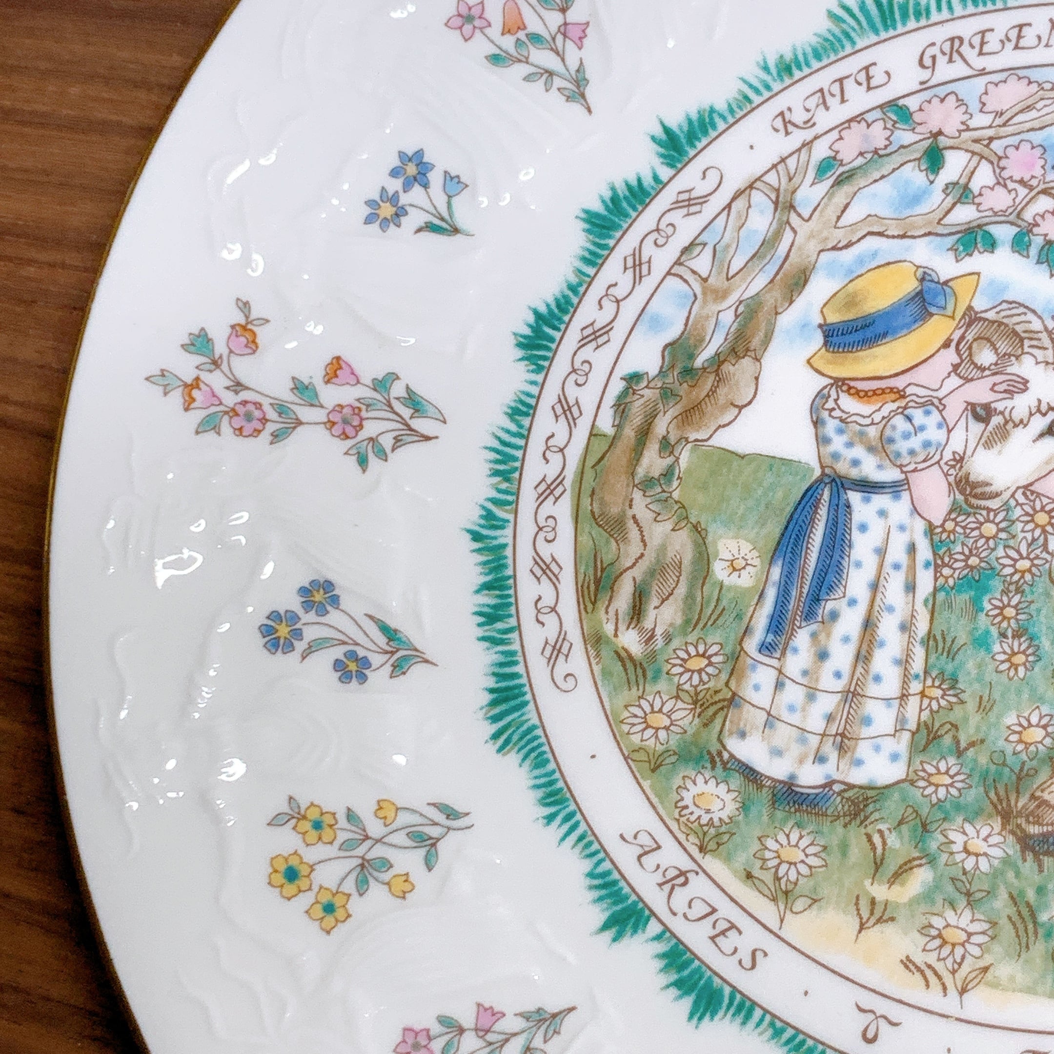 ケイトグリーナウェイ おひつじ座 星座プレート マザーグース Royal