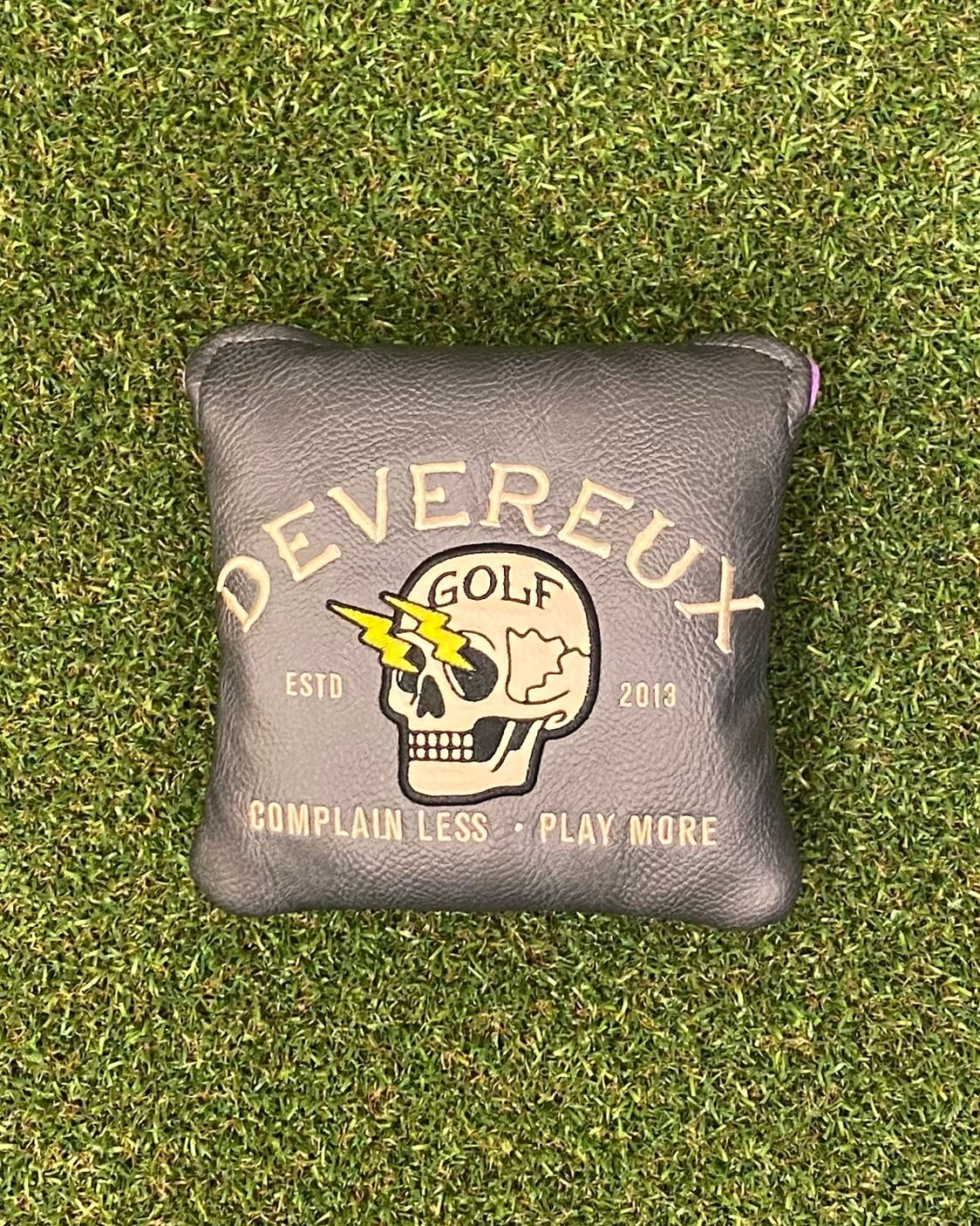 DEVEREUX GOLF】Shocker Skull Fairway Cover (MULTI) | Sandy GOLF