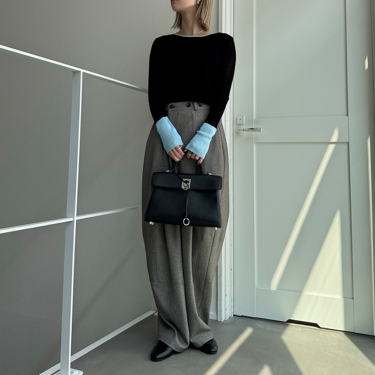 袖バイカラーシアーニットCS/ブラック