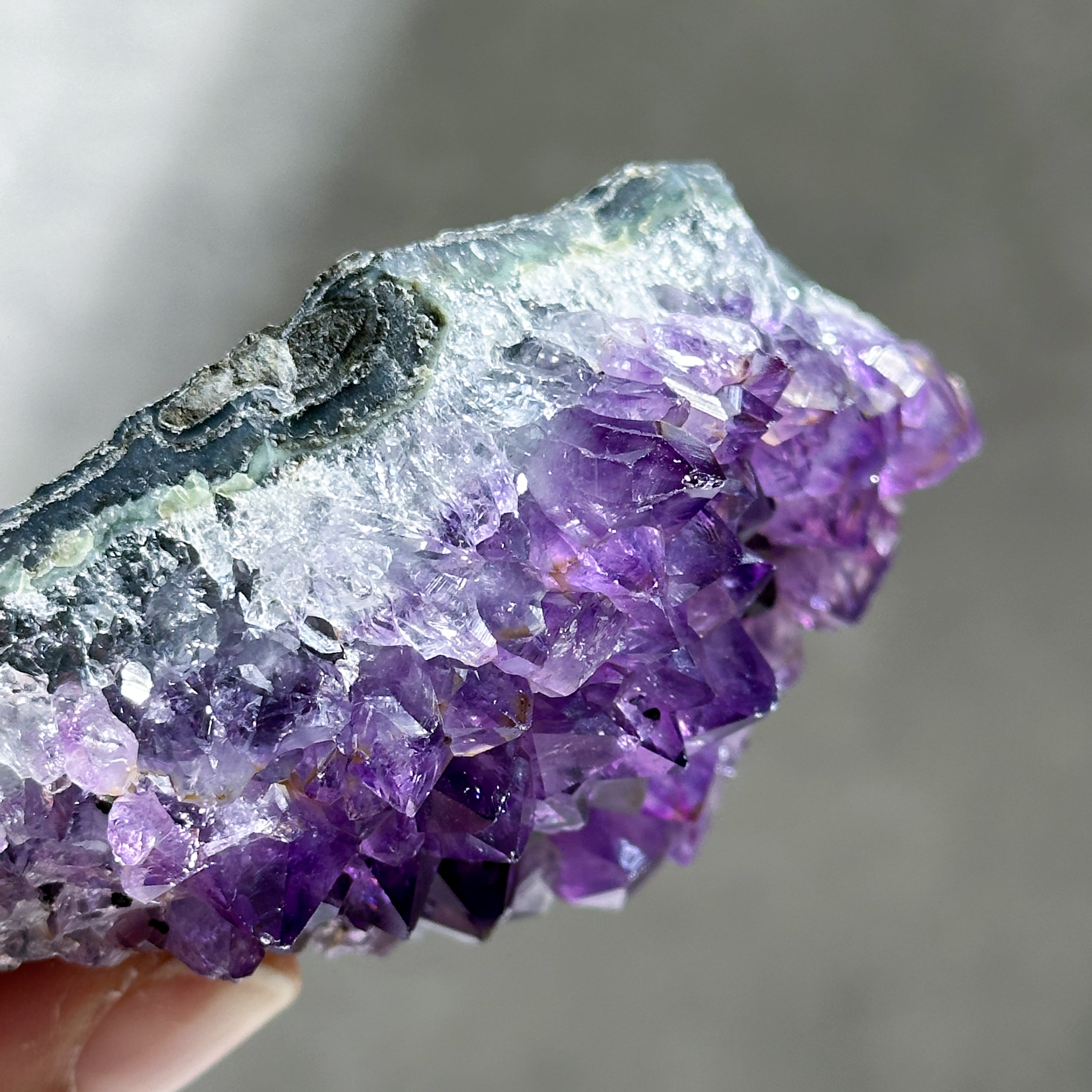 天使の指紋◎ウルグアイ産アメジスト 原石94◇ Amethyst ◇天然石