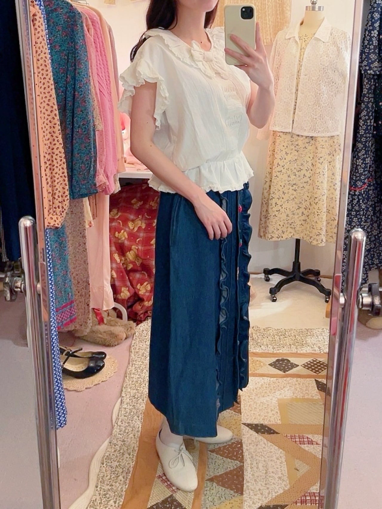 INGEBORG / frill collar ribbon blouse