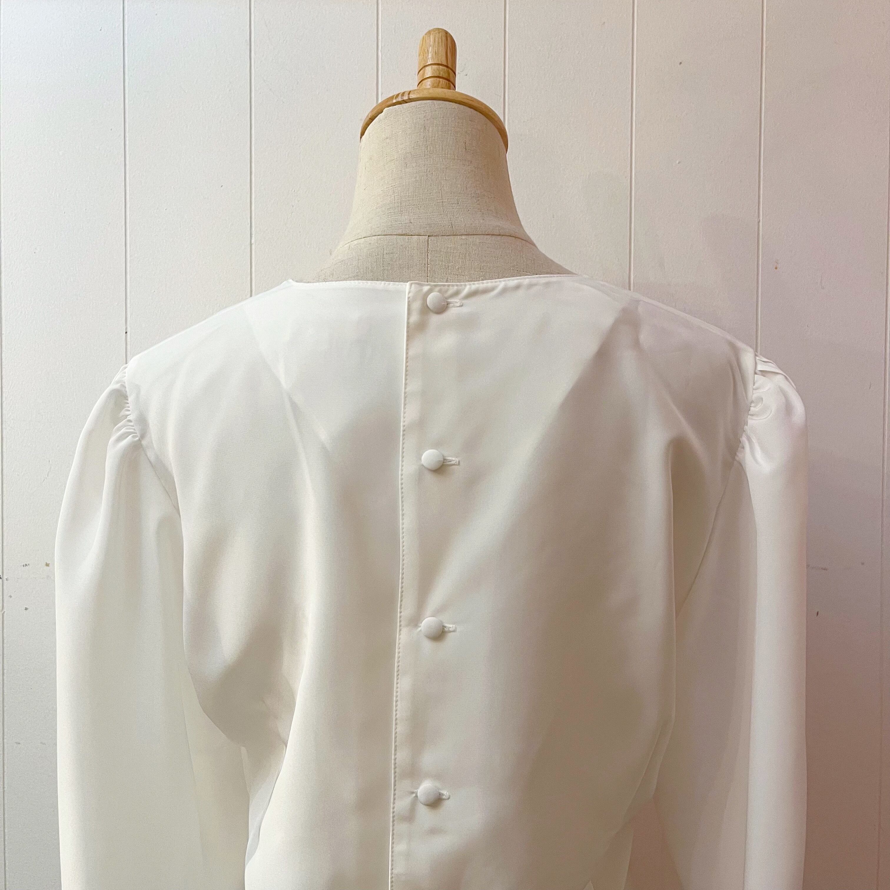 silver beads ribbon white blouse