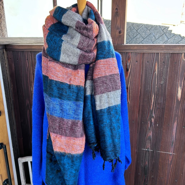 ヤクボーダーストール