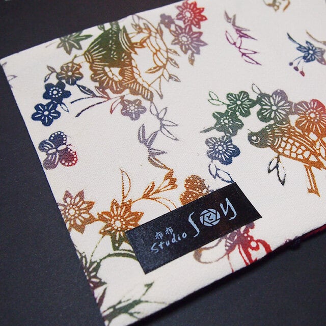 受注生産】着物で作ったブックカバー（文庫本用） | 布布Studio SとY