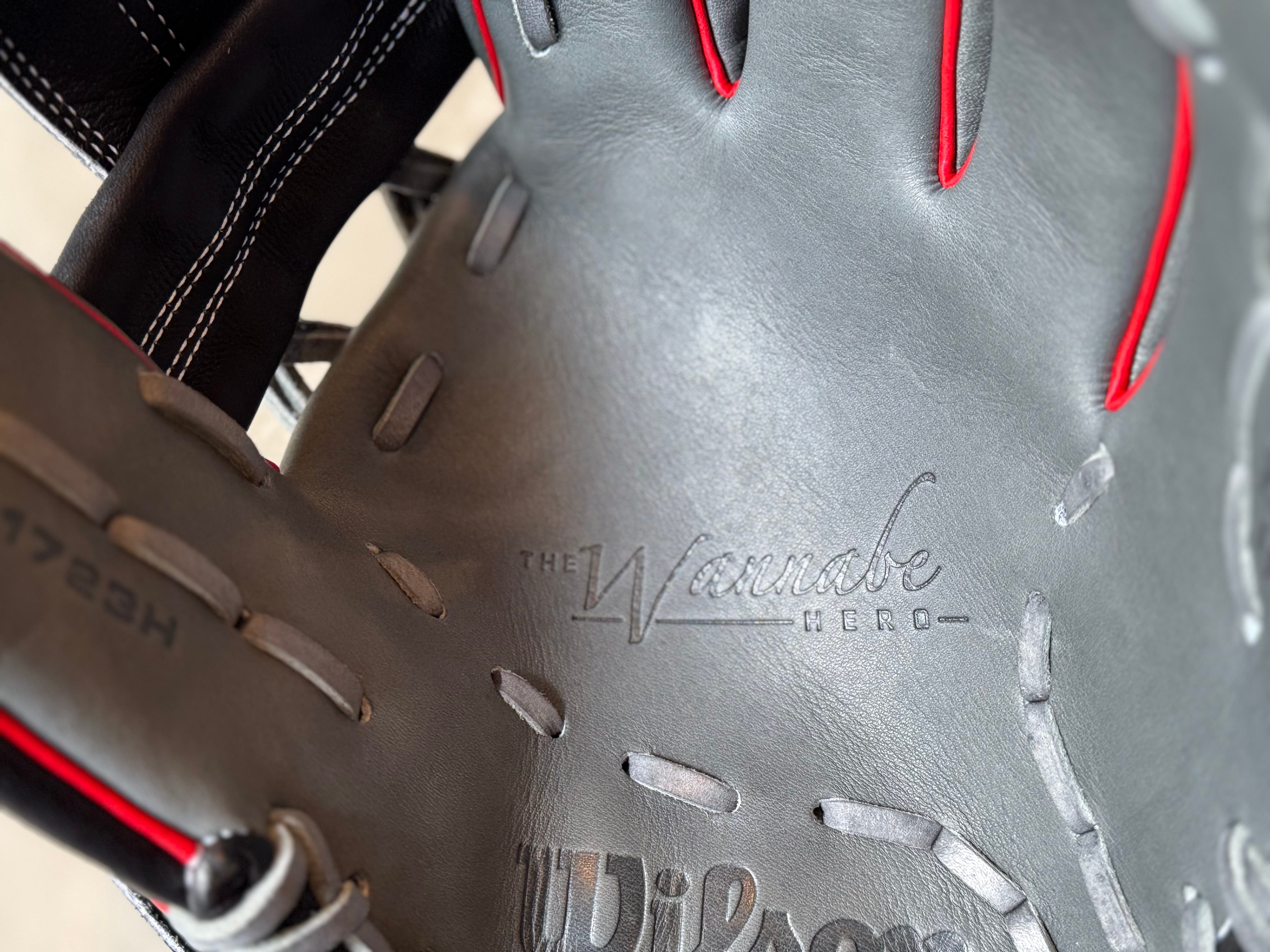 2025年限定モデルThe Wannabe Hero1723型Wilson軟式用 超限定型付け無料‼︎］ 2025年限定モデル The Wannabe Hero 1723型