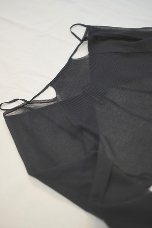 Sheer Short Cardigan / BLACK