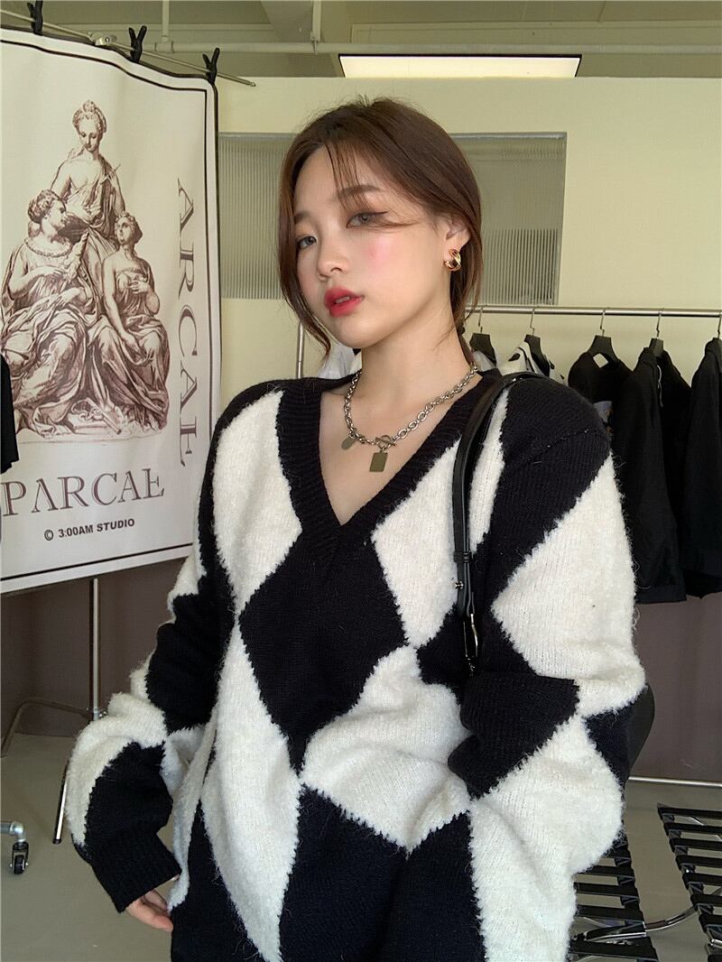 セーター ルーズブラックホワイトニットスプリングトップス 春物 ブラックストロベリース23246547255