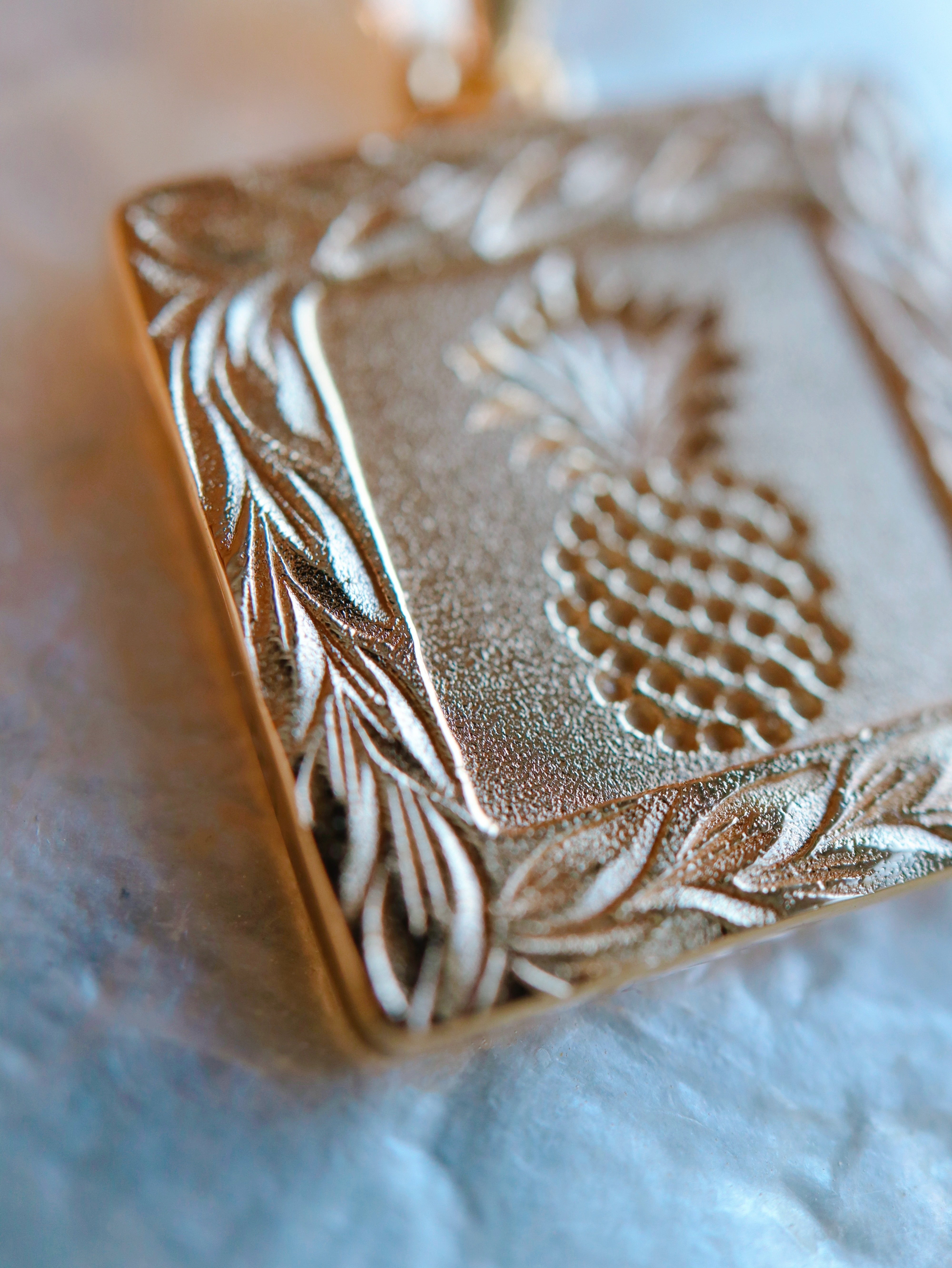 Pineapple×Maile square necklace Hawaiian jewelry (ハワイアン