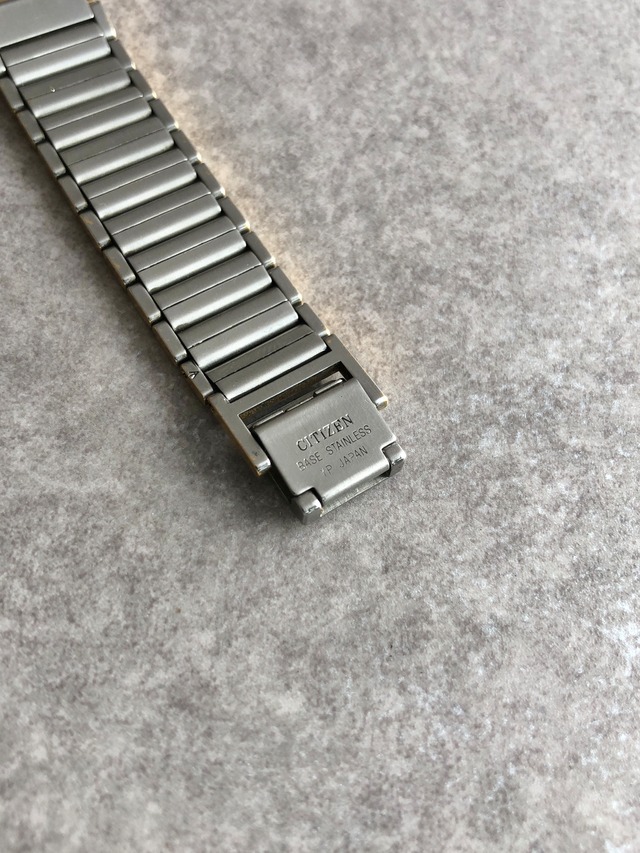 Yves Saint Laurent イヴ・サンローラン 腕時計 シルバー オクタゴン ステンレススチール 2720-272269 vintage ヴィンテージ オールド 2v8csm