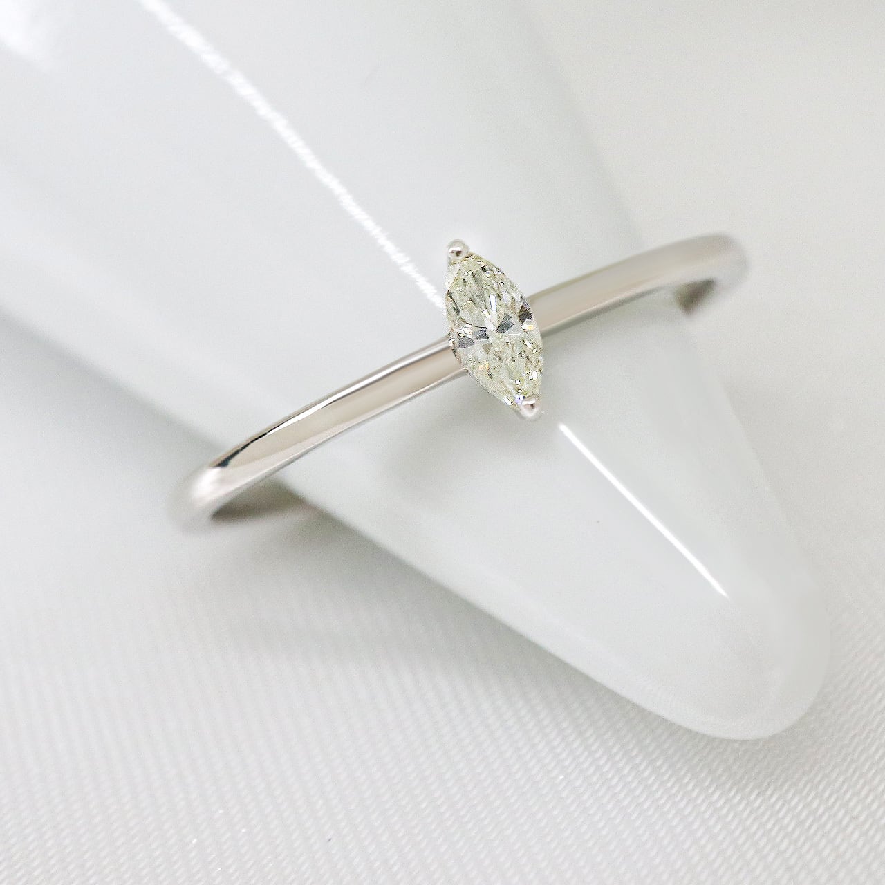 キラキラ✨ K18WG ダイヤモンド 1.55ct 一粒 ダイヤ リング 指輪