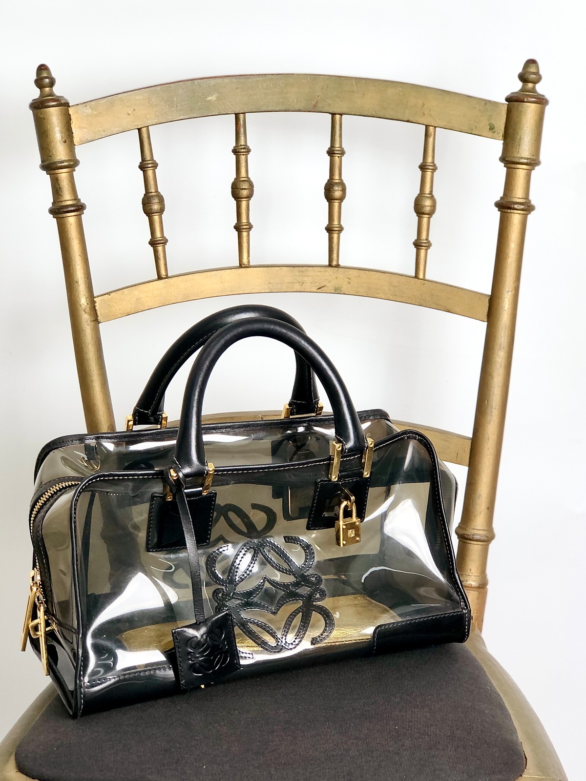 LOEWE ロエベ アマソナ ハンドバッグ ブラック アナグラム ビニール 