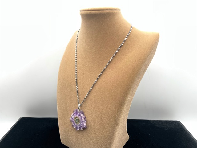 ペンダントトップ（フラワーアメジスト）